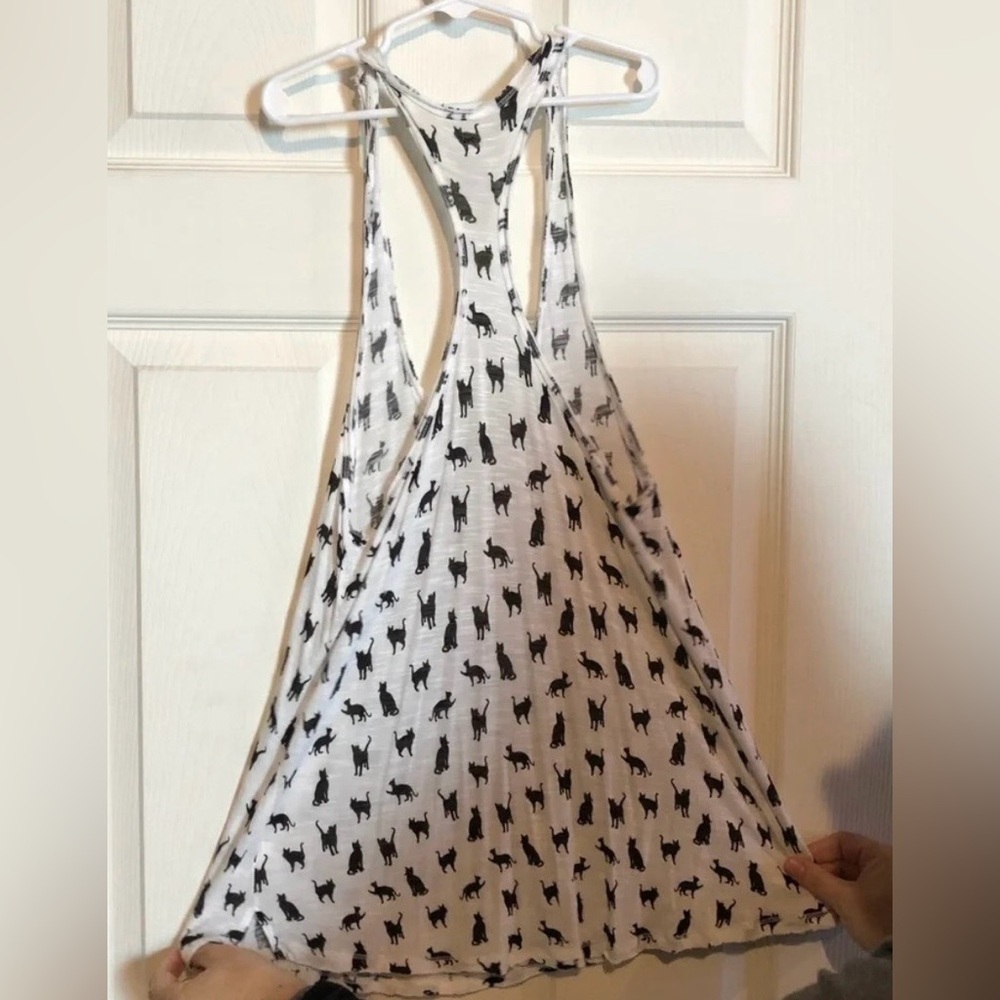Aeropostale White Tank with Black Cat Women’s XS - Picture 1 of 3